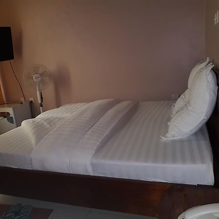 Hotel La Benediction Goma ภายนอก รูปภาพ